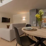 Lofts Cit By Wonderful Italy Lägenhet *
